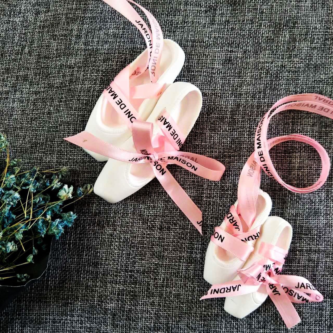 customized Size Ballet shoes Aromatherapy Spread incense Stone vehicle Pendant Home Furnishing cupboard Ointment Odor Gifts Share