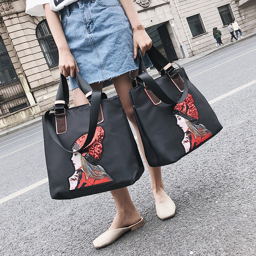 ins super hot large capacity women's bag sequin embroidered shoulder crossbody bag fitness bag short trip bag luggage bag