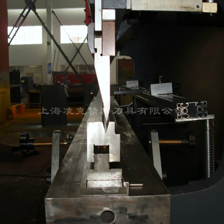 ҹӦ˫۱ģ 30ѹƽģ ʽģ