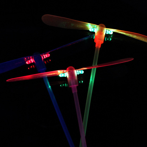 Luminous helicopter/Classic nostalgic helicopter with flashing lights/Flying fairy toy/Wholesale luminous and flashing toys