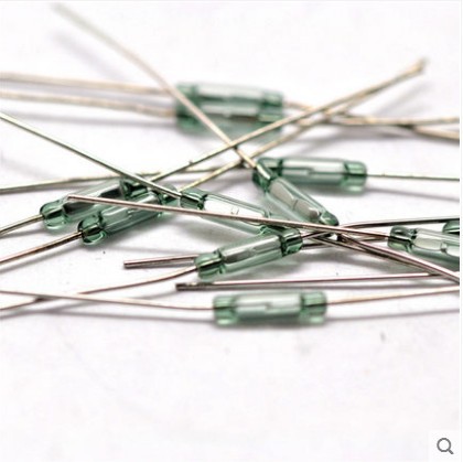 舌簧管/磁控开关/干簧管//磁簧开关/ 玻封部分尺寸1.8*5MM
