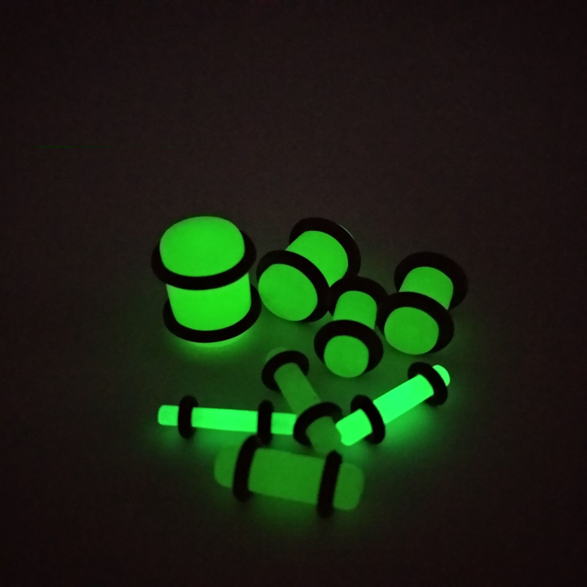Acrylic Luminous Spike Ear Taper Expander - Geometric Body Jewelry for Ear Piercing detail image 12