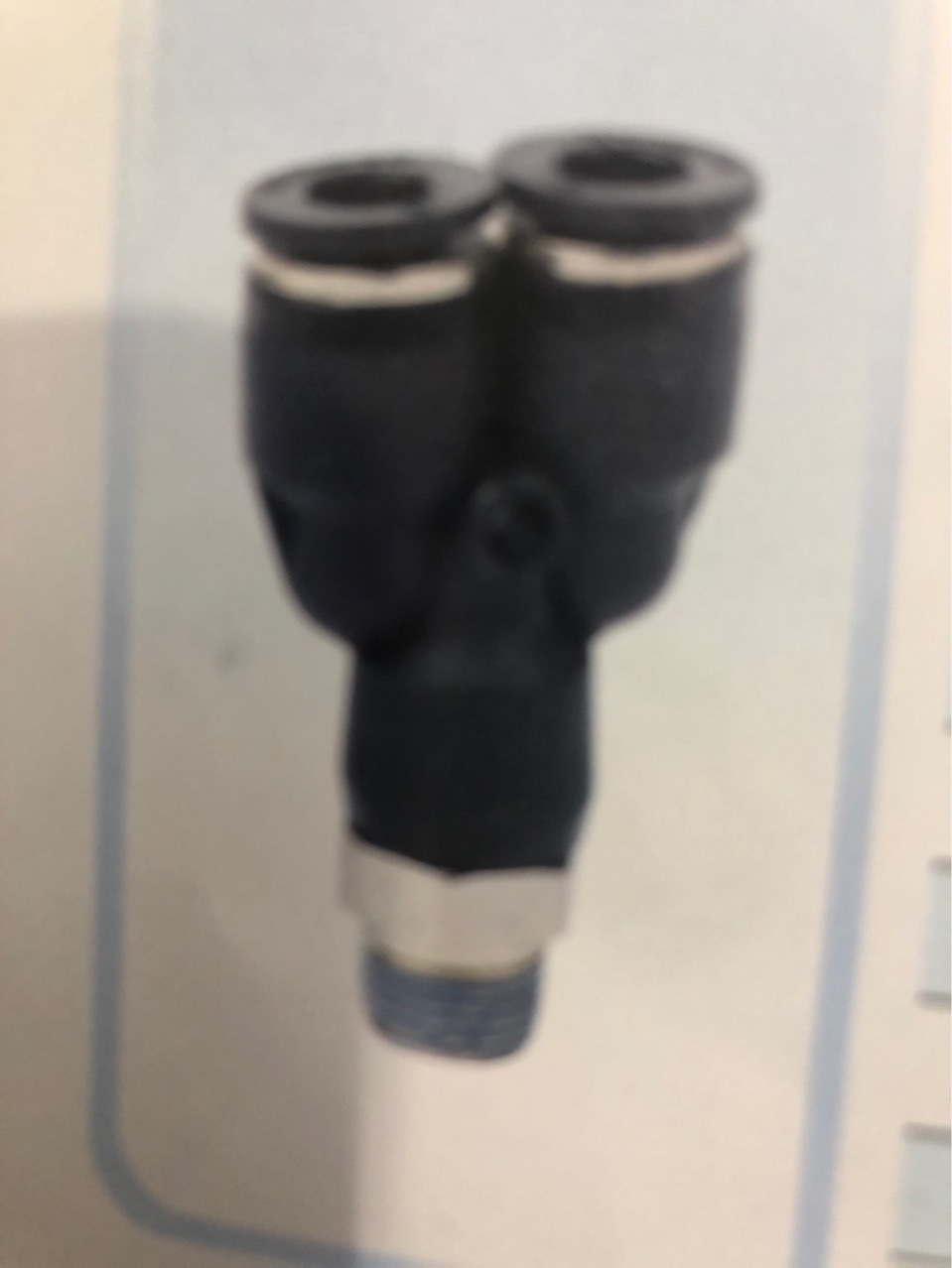 带丝快插三通气路管道配件气缸接头