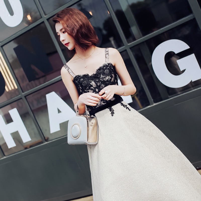 Long lace elegant evening dress