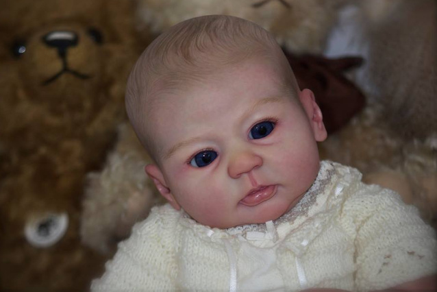 Renacer Kit de la muñeca sin pintar piezas de la muñeca Mio simulación bebé muñeca molde