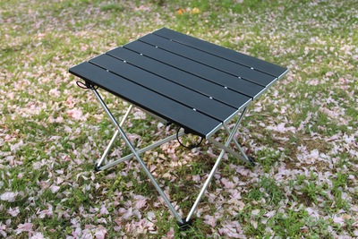 厂家直销超轻便携户外铝合金折叠桌烧烤桌野营桌 野餐折叠桌批发