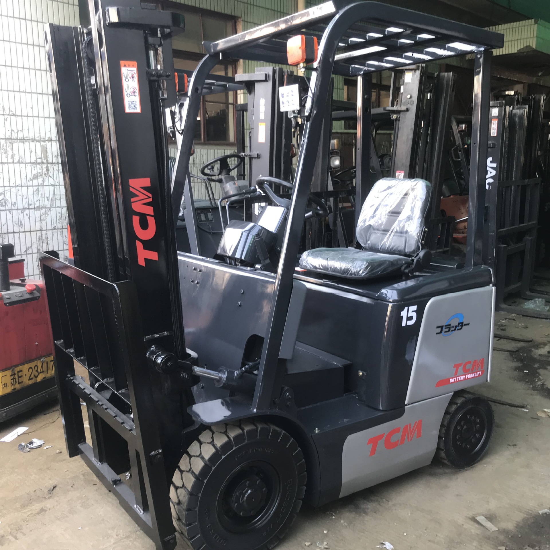 2020新款TCM1.5吨 3吨4.5米小型二手电动叉车低价销售中免费送货