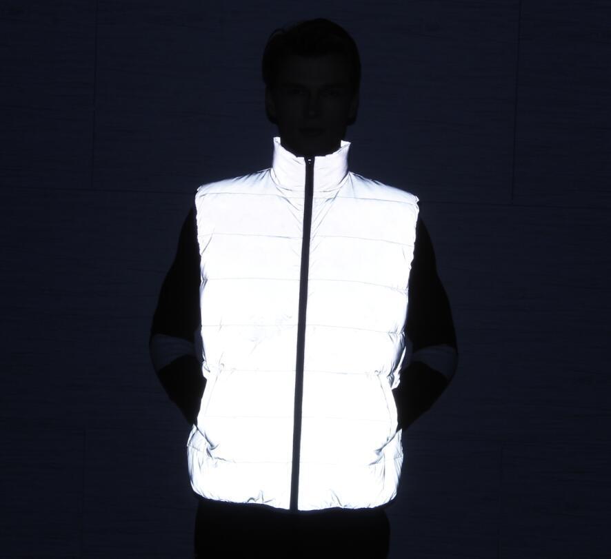 Abbigliamento da uomo invernale riflettente bianco anatra gilet di seta e cotone gilet caldo per sport all'aria aperta_voghion.com