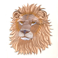厂家来图生产 狮子头动物刺绣布贴  高端绣花标 服装辅料