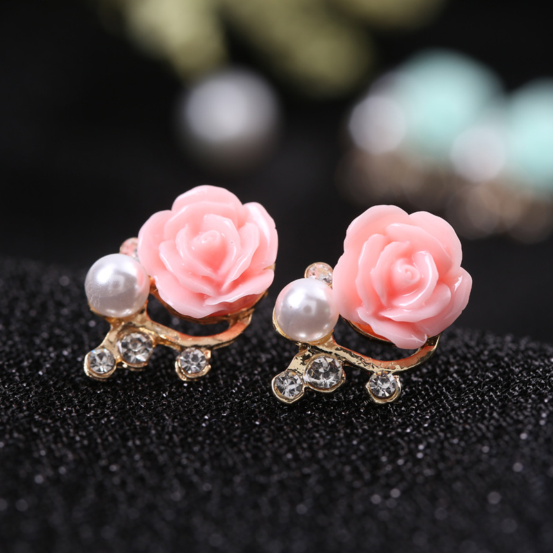 Mode Blume Legierung Inlay Künstliche Perlen Strasssteine Frau Ohrringe 1 Paar display picture 2