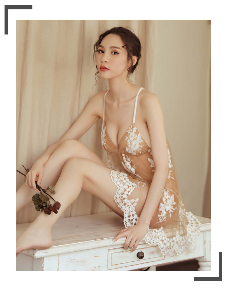 Lace Nightgown Image 9