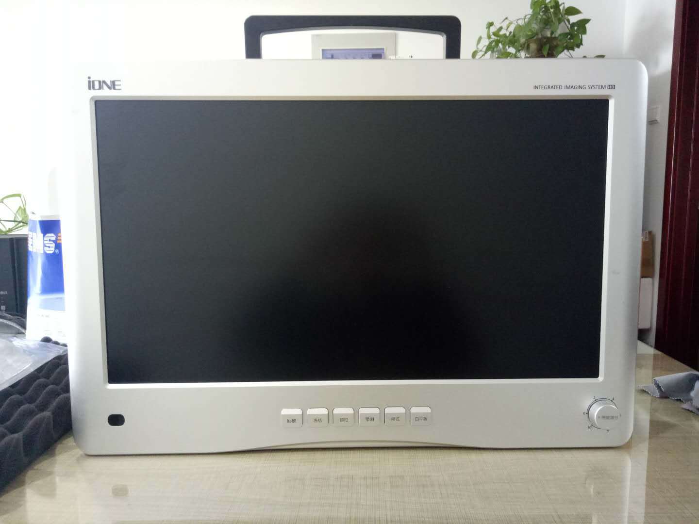 一體機(jī)正面圖