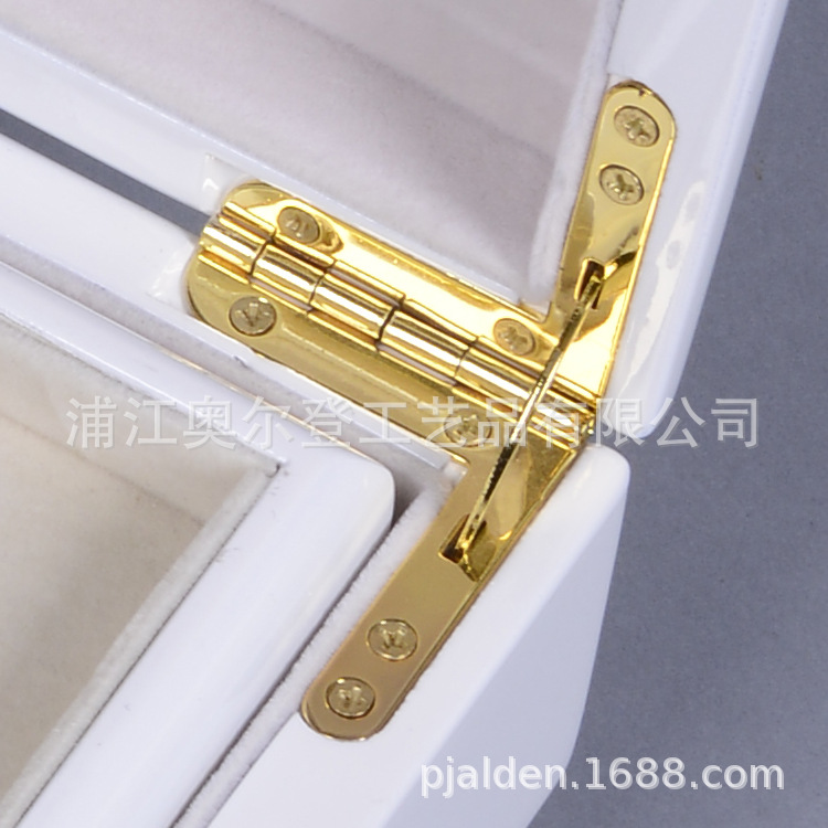 White arc-shaped wooden box custom packaging gift box set, Christmas gift box, lacquered wooden packaging box wholesale detail image 5