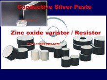 �����\������茧��y�{