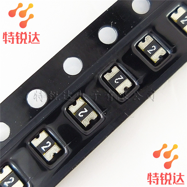 SMD0805P020TF 0.2A 丝印数字2 贴片自恢复保险丝 全新现货