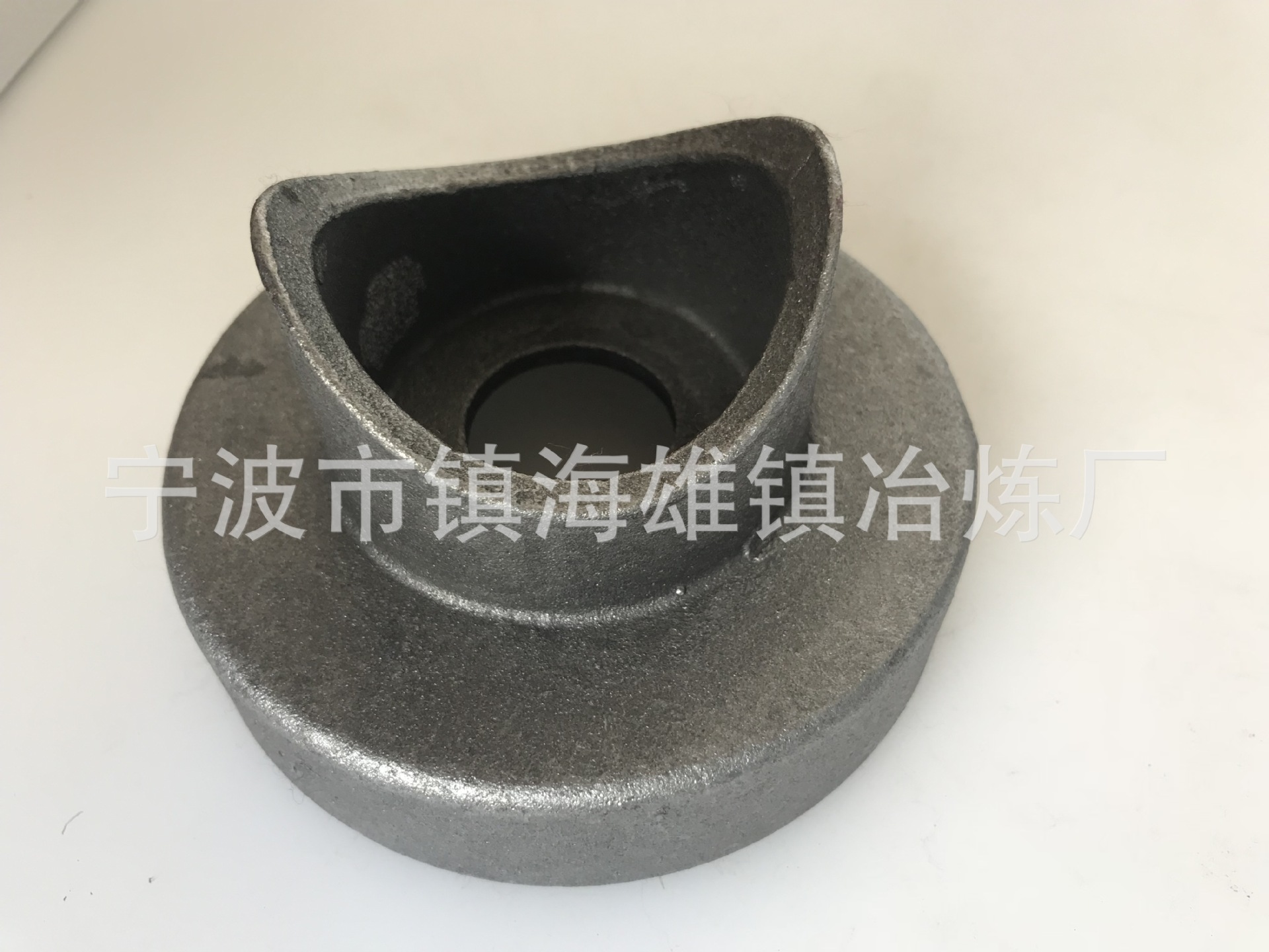 宁波厂家精密铸造普碳钢合金钢不锈钢浇注铸件覆膜砂限位轴座铸造