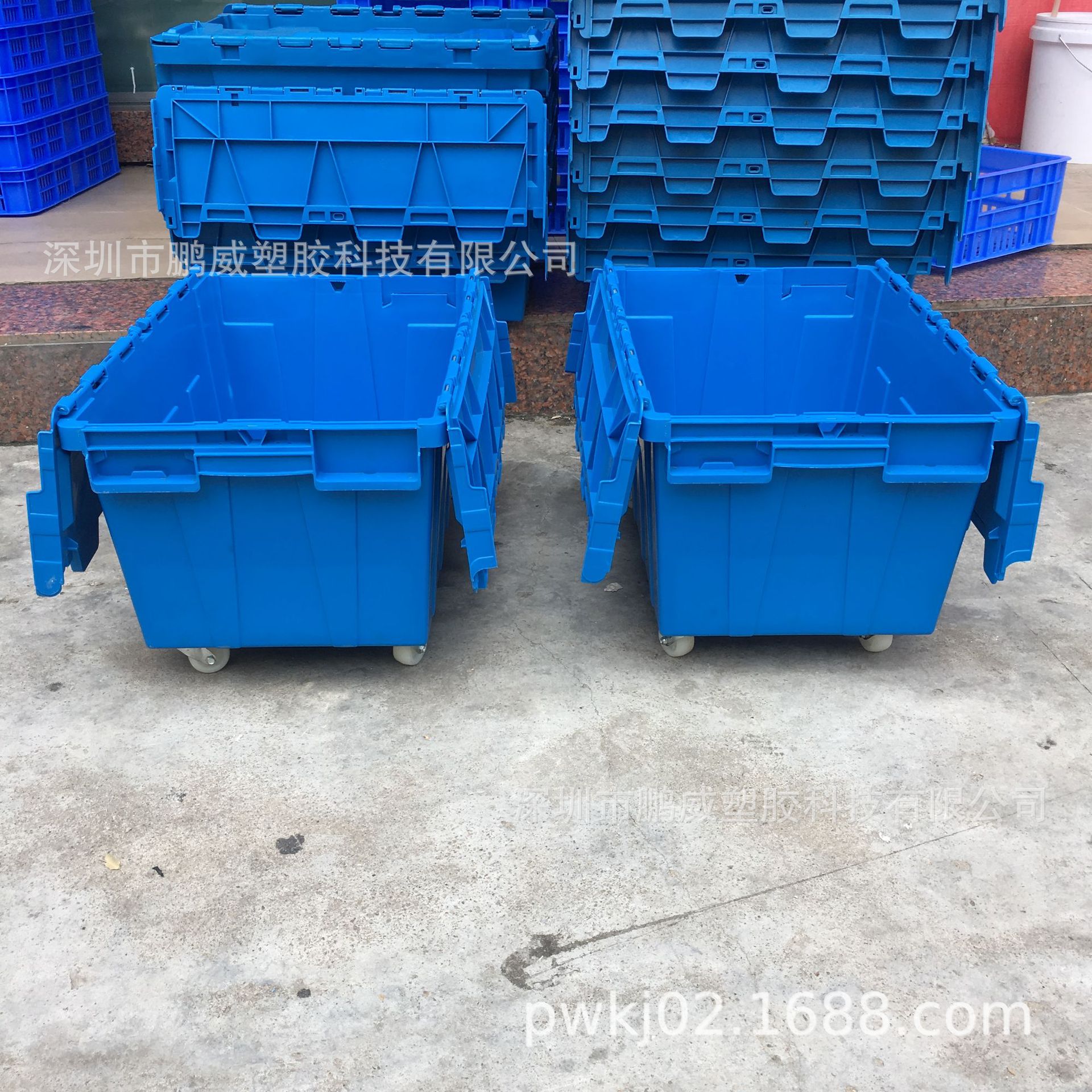 斜插胶箱带轮周转箱 加厚配送塑料胶筐带轮带盖胶箱 食品物料运输