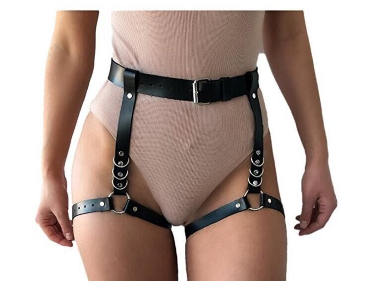 Tienda de fábrica al por mayor juguetes sexuales de cuero liga ropa interior de cuero rendimiento ropa de acero accesorios decorativos calcetines de cuero