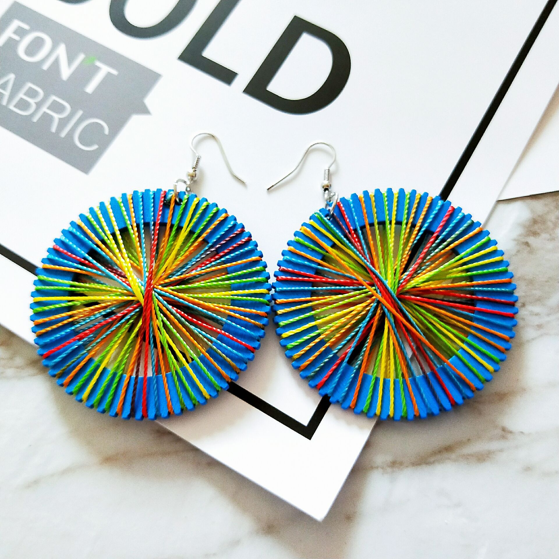 Korean Covered Wire Round Wooden Earrings display picture 2
