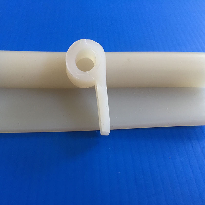 厂家供应批发 硅胶密封条烤箱9字P字硅胶密封条发泡密实耐高温胶