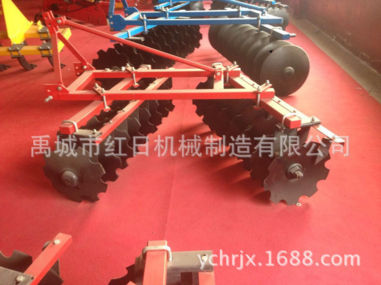 1.5米轻型圆盘耙    出口圆盘耙    圆盘耙生产厂家   出口轻耙