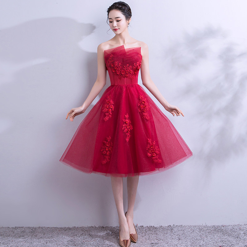 Vestido de noche para mujer, modelo nuevo de verano 2026 para anfitriona de reunión anual, elegante y distinguido, estilo largo y ajustado que estiliza la figura.