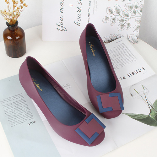 New Fashion Women's Summer Slip-on Shoes with Platform Round Toe and Square Button, Casual Packable Heels for Indoor and Outdoor Wear