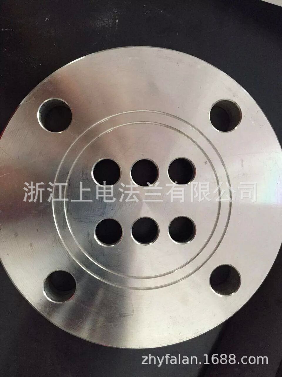 2619019105_753078573.jpg__proc