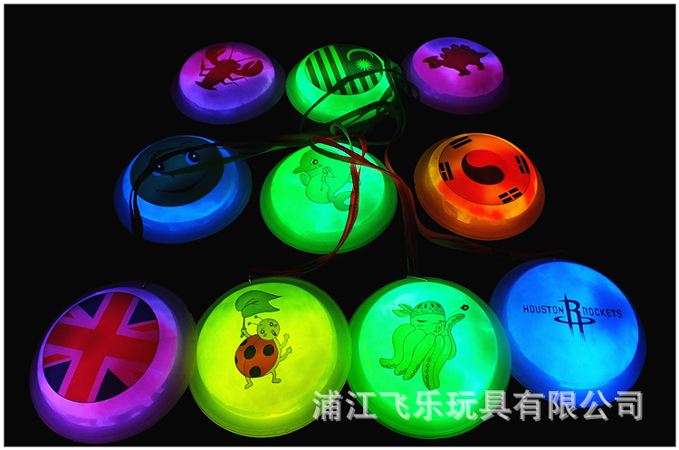 挂绳胸章详情图 (4).JPG