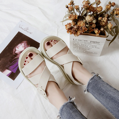 Sandals Flat bottom 2018 new pattern summer Korean Edition Versatile student leisure time Simplicity Shoe of sponge cake The thickness of the bottom shoes