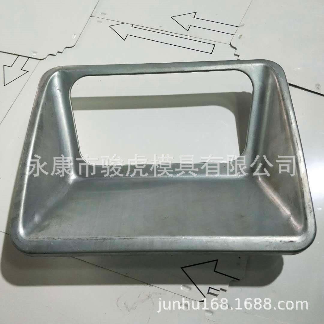 异形拉伸