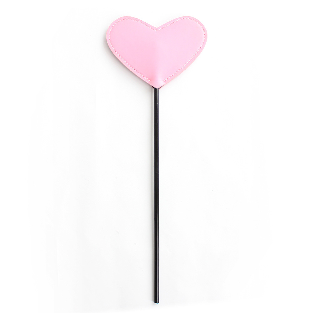 Juguetes sexuales juguetes alternativos raqueta de mano látigo de cuero en forma de corazón juguetes alternativos vinculante SP herramienta raqueta image 2