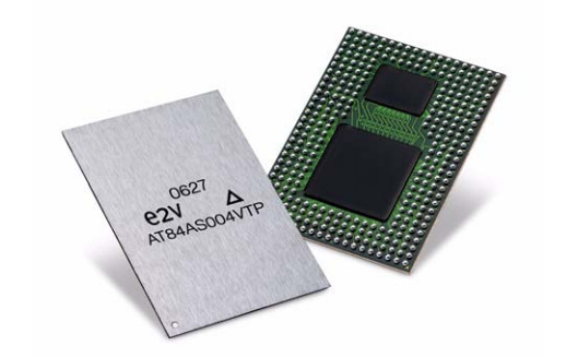 AT84AS004C单10位模数转换器