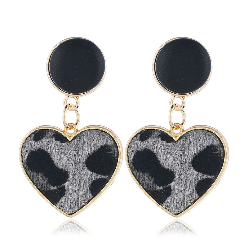 Leopard Leather Heart Earrings display picture 6