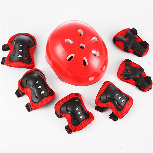 Plum blossom helmet, thickened butterfly protective gear, 7-piece balance bike set, Twisting Thinking scooter protective gear, and roller skates.