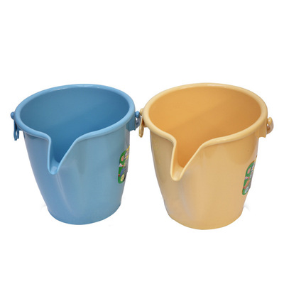 批发爱丽思洒水桶花园浇花尖嘴园艺水壶8L大容量带刻度树脂洒水壶