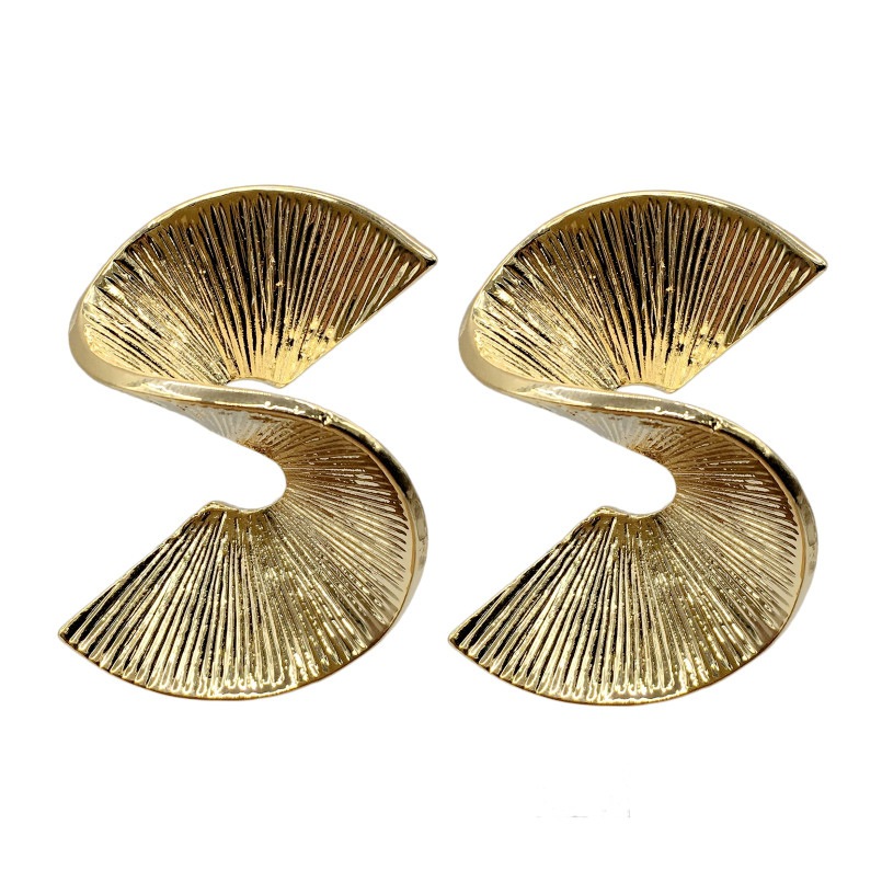 Daily Occasion 1 Pair Retro Lady Geometric Plating Metal Ear Studs