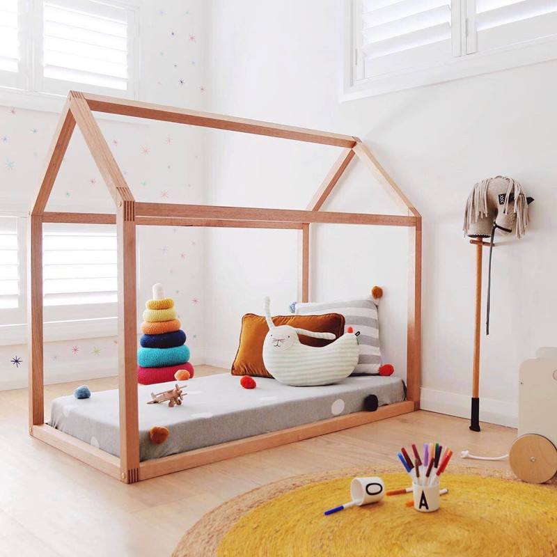INS Nordic Wood Wood Wooden Bed Children's Room Babble Floor Bed Game House Shooting Props