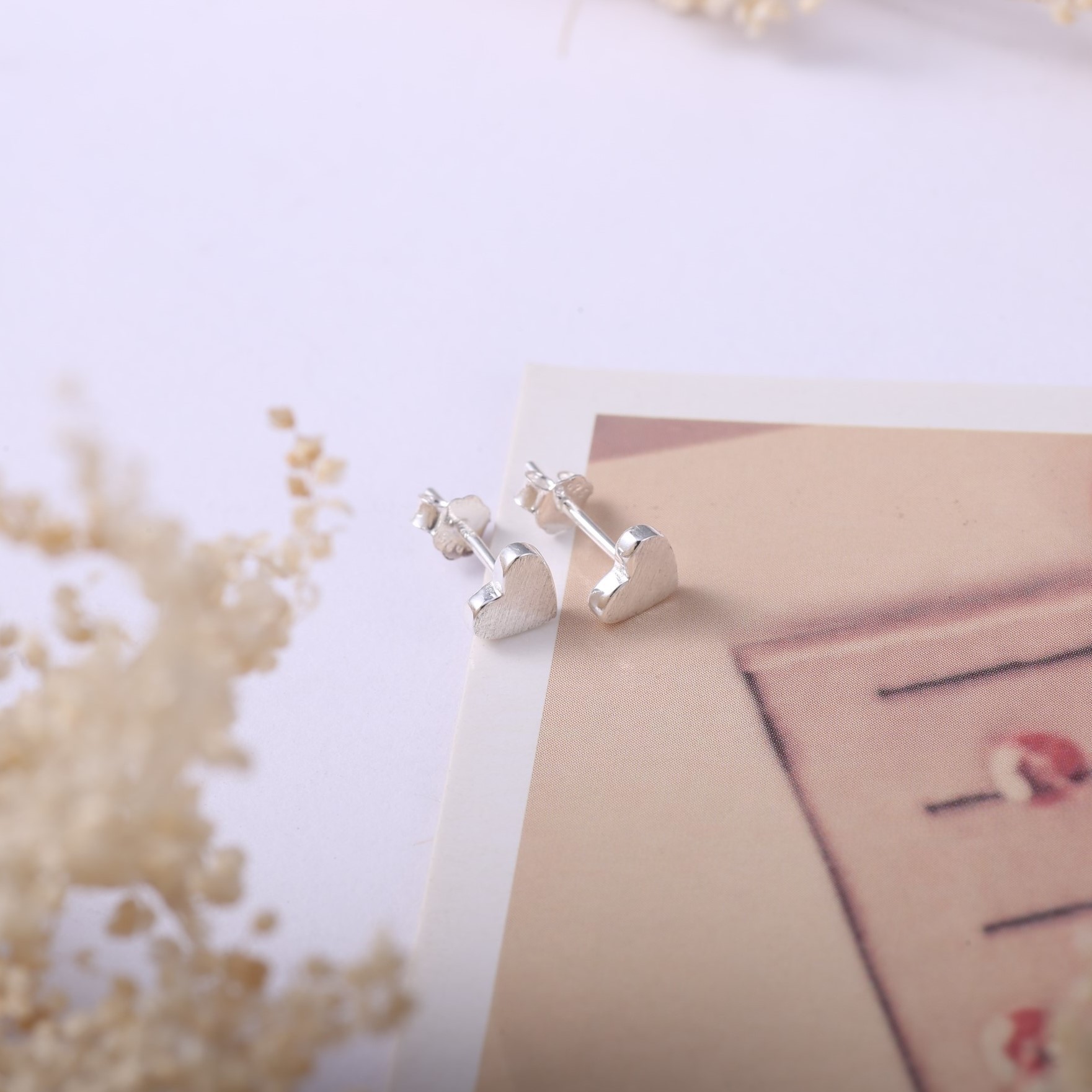 2018新款925纯银耳钉女 心形耳钉素银日韩风时尚耳针防过敏小饰品