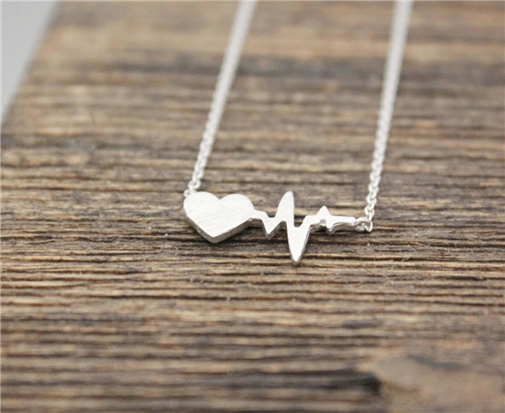 Heartbeat Curve Pendant Necklace display picture 3