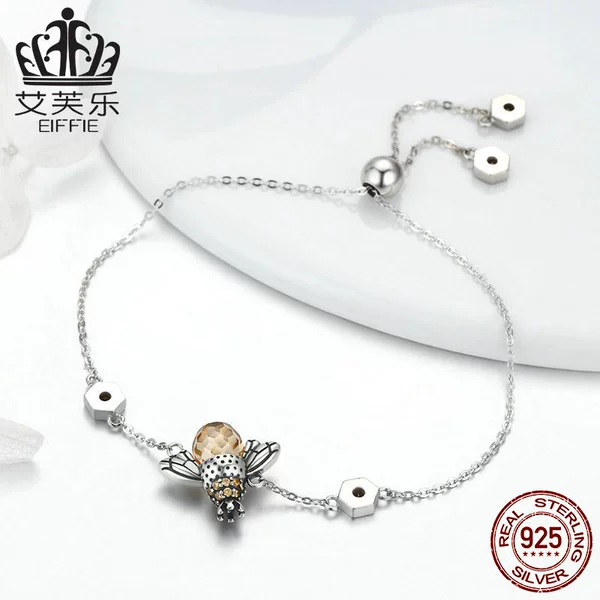 SCB043