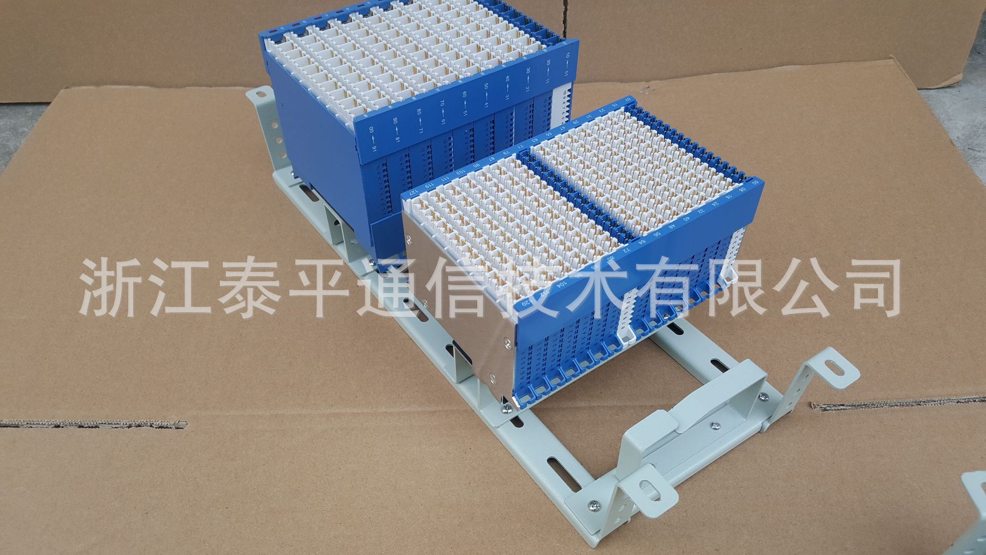 华为JPX202（小）配线架 (9)