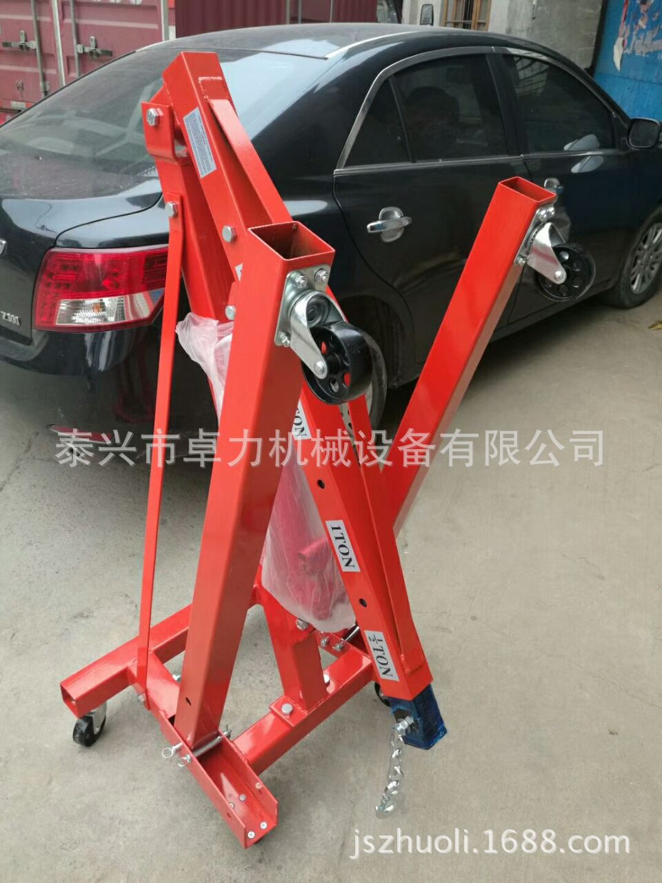 临沂地区供应折叠式液压小吊车，各种吊具