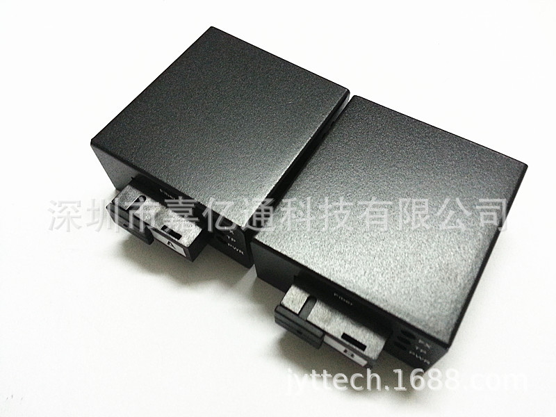 迷你型光纤收发器 百兆光纤收发器 小型光电转换器 监控光收发器