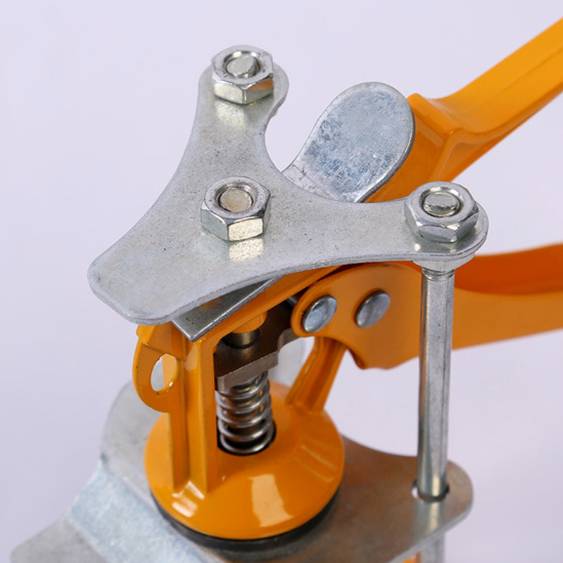 8906104517_1071773169