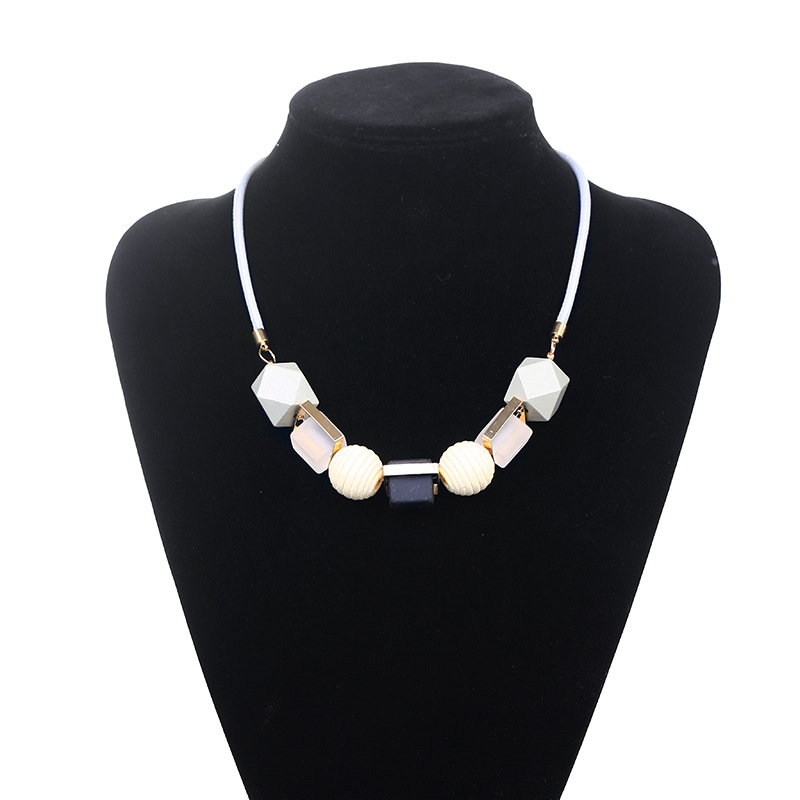 1 Piece Fashion Round Square Plastic Wood Resin Womenu0027S Necklace
