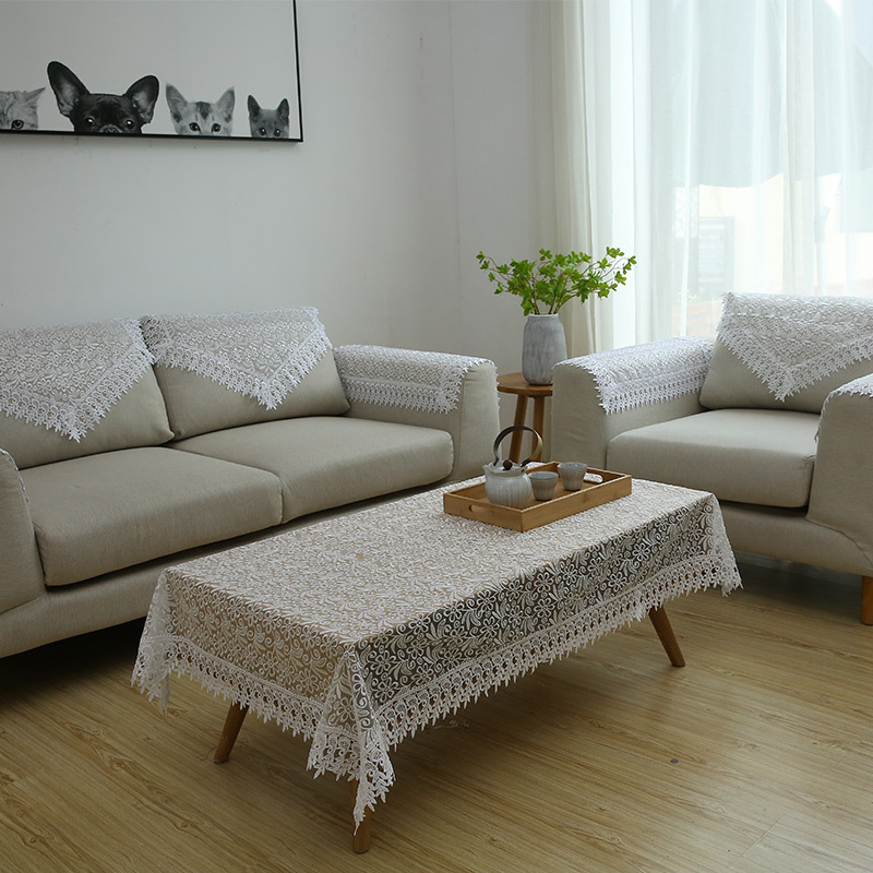 Capa de braço para sofá e toalha de mesa em renda bordada_voghion.com