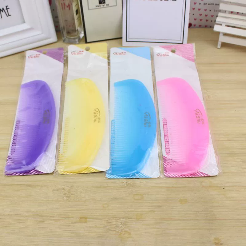 Пластиковая утолщенная расческа смешанного цвета Оптовая Бытовая красочная красота и парикмахерское дело два юаня поставка пластиковой полумесяц расческа