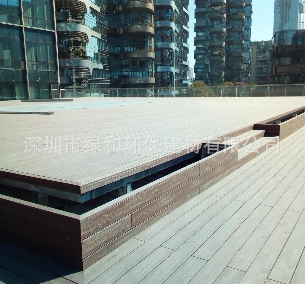 生态碳化木户外地板.jpg