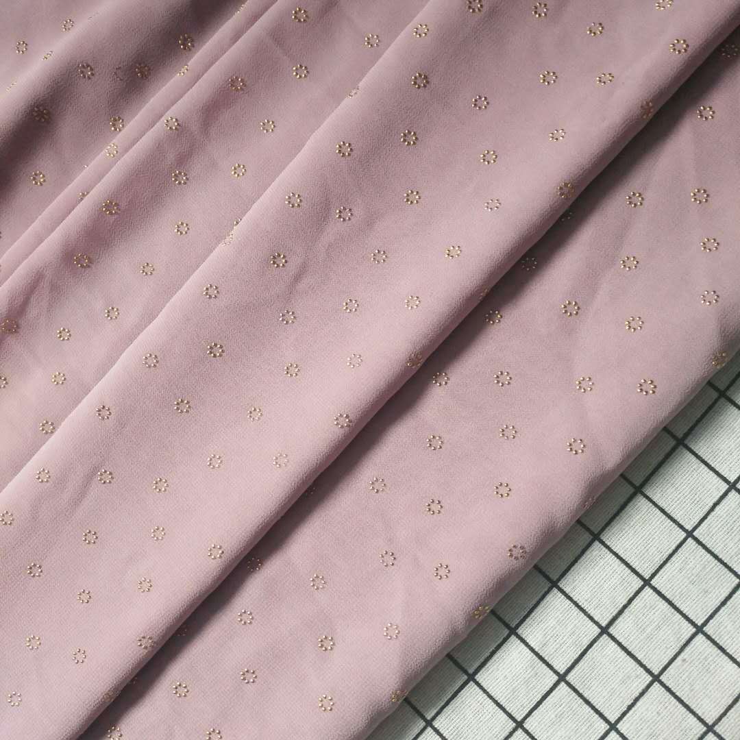 新款涤纶珍珠雪纺底布小花滴胶 童装 时装等面料 颜色多 均有现货